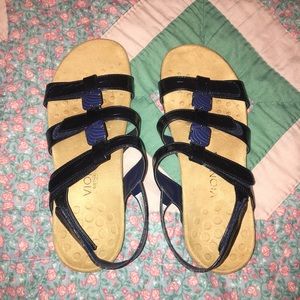 Women’s Vionics by OrthaHeel